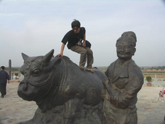 黄河铁牛图片