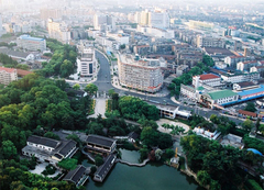 红梅公园图片