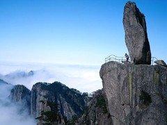 飞来石