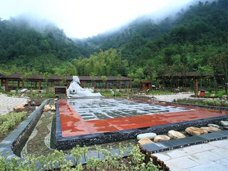 醉温泉广场